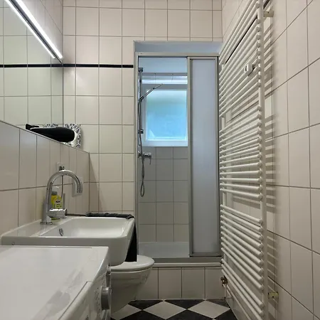 Appartement Citynah In Der List, Fusslaeufig Zur Eilenriede Und Mittellandkanal